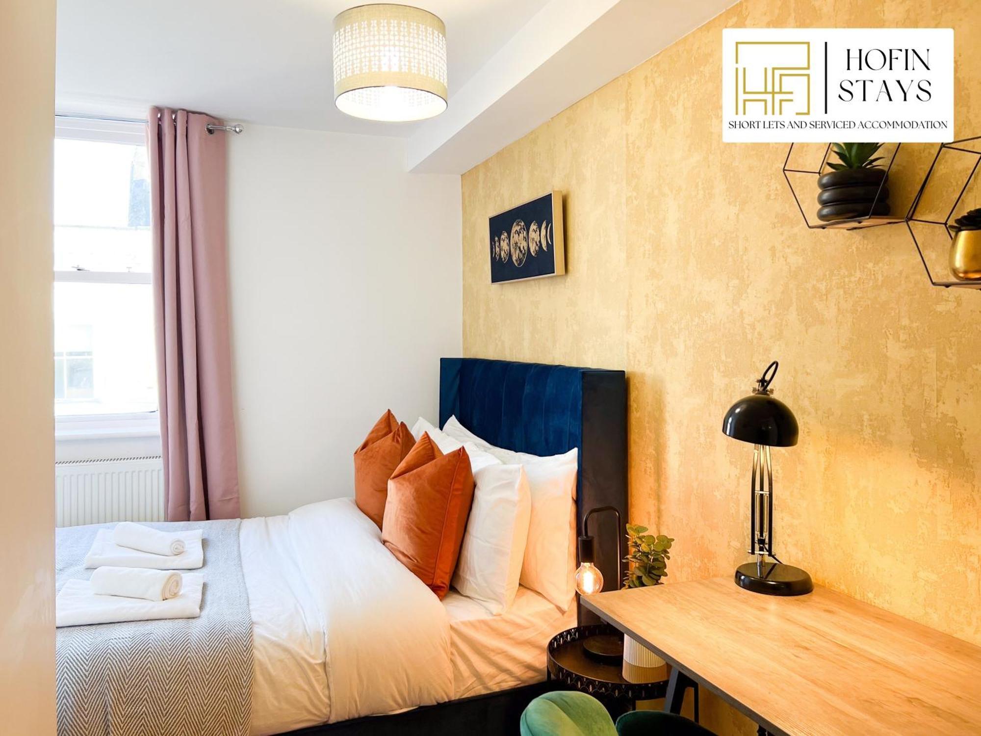 Last-minute Reserve L Premium On 2 Double Bed For 6 Guests L Deals L Hofin Short Lets & Serviced Londres